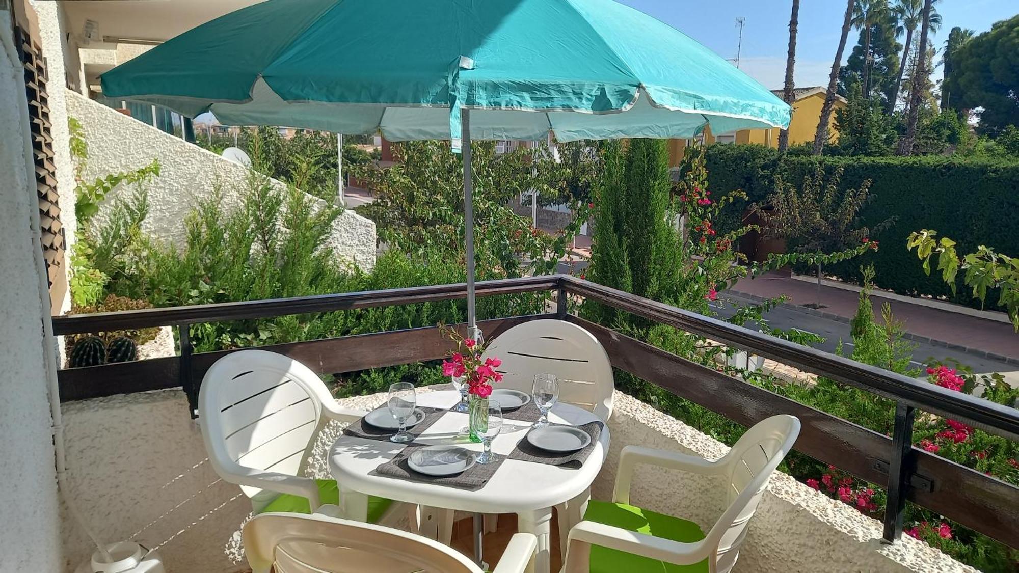 With Private Balcony Apartment *
